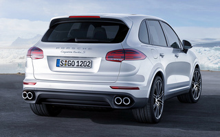 Porsche Cayenne Turbo S (2015) (#15992)