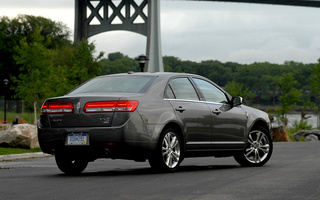 Lincoln MKZ (2010) (#2106)