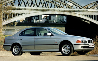 BMW 5 Series (1995) UK (#21344)