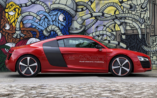 Audi R8 Coupe E-Tron prototype (2012) (#27512)