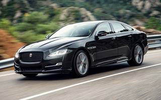 Jaguar XJ R-Sport (2015) UK (#28886)