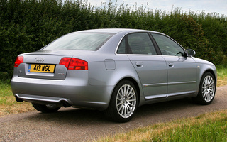 Audi A4 Saloon S line (2004) UK (#29486)