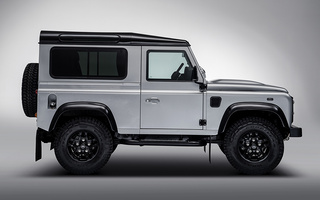 Land Rover Defender 2,000,000 (2015) UK (#29890)