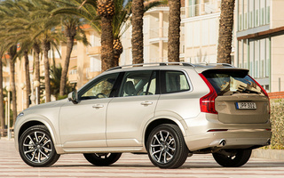 Volvo XC90 Momentum (2015) (#30108)