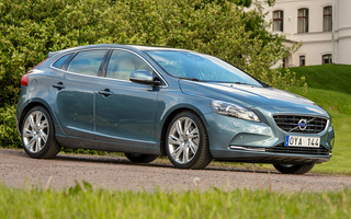 Volvo V40 (2012) (#30374)