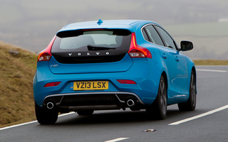 Volvo V40 R-Design (2012) UK (#30448)