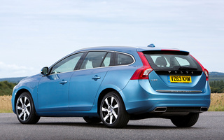 Volvo V60 Plug-in Hybrid (2013) UK (#30529)