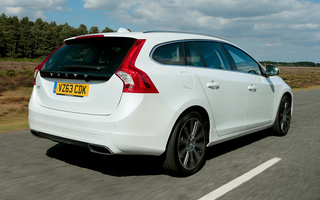 Volvo V60 (2013) UK (#30576)