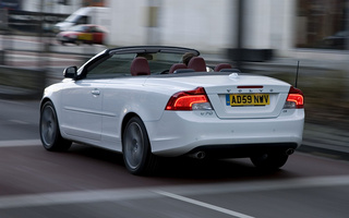 Volvo C70 (2010) UK (#30709)