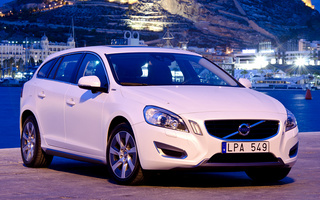 Volvo V60 Plug-in Hybrid (2012) (#30719)