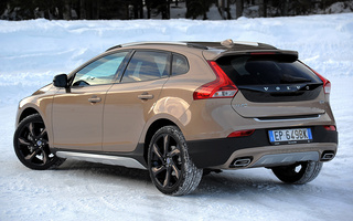 Volvo V40 Cross Country (2012) (#30928)