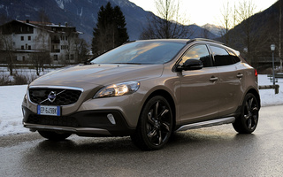 Volvo V40 Cross Country (2012) (#30930)