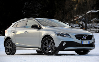 Volvo V40 Cross Country (2012) (#30933)