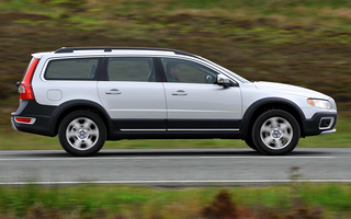 Volvo XC70 (2009) UK (#31017)