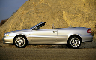 Volvo C70 Convertible (2002) US (#31471)