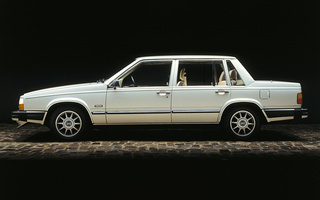 Volvo 760 GLE (1982) (#31670)