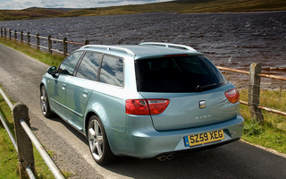 Seat Exeo ST (2009) UK (#32043)