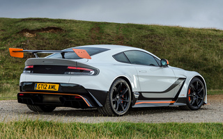 Aston Martin Vantage GT12 (2015) UK (#32685)