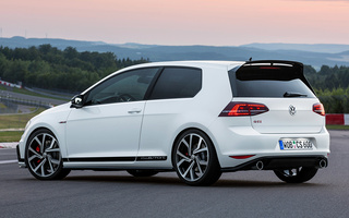 Volkswagen Golf GTI Clubsport 3-door (2015) (#32896)