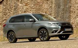 Mitsubishi Outlander PHEV (2015) (#33512)