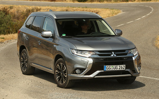 Mitsubishi Outlander PHEV (2015) (#33517)