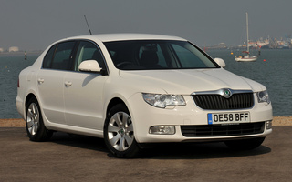 Skoda Superb (2008) UK (#33652)