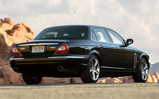 Jaguar Super V8 Portfolio (2006) US (#34961)
