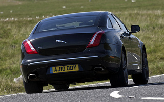 Jaguar XJ (2009) UK (#35060)