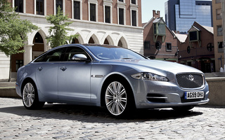 Jaguar XJ (2009) UK (#35064)