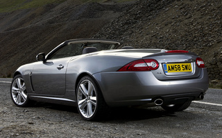 Jaguar XK Convertible (2009) UK (#35091)