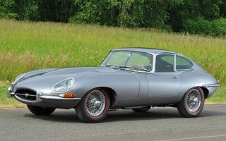 Jaguar E-Type Fixed Head Coupe (1961) (#35218)