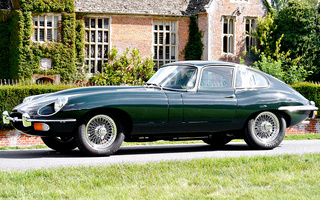 Jaguar E-Type Fixed Head Coupe (1968) UK (#35268)