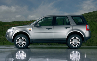 Land Rover LR2 (2008) US (#37167)