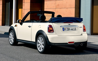 Mini Cooper Cabrio (2009) (#37643)