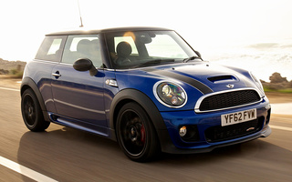 Mini John Cooper Works (2010) UK (#37684)