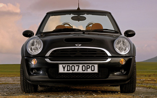 Mini Cooper S Convertible Sidewalk (2007) UK (#37851)