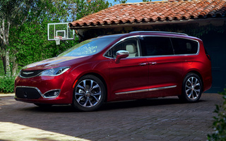 Chrysler Pacifica Limited (2017) (#38020)