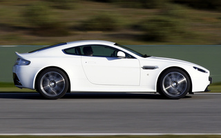 Aston Martin V8 Vantage S (2011) (#39279)