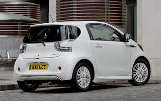 Aston Martin Cygnet White Edition (2011) UK (#39418)