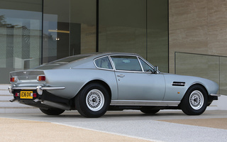 Aston Martin V8 (1986) UK (#39868)