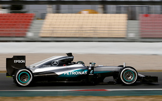 Mercedes-AMG F1 W07 Hybrid (2016) (#40185)