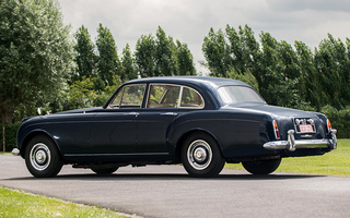 Bentley S2 Continental Flying Spur by Mulliner (1959) UK (#41393)
