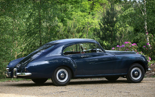 Bentley R-Type Continental Sports Saloon by Mulliner (1952) (#41565)