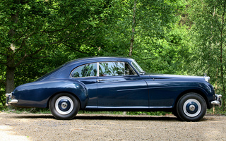 Bentley R-Type Continental Sports Saloon by Mulliner (1952) (#41569)