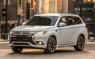 Mitsubishi Outlander PHEV (2017) US (#41759)