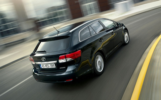 Toyota Avensis Wagon (2011) (#4237)