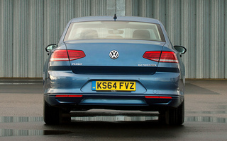 Volkswagen Passat (2015) UK (#43384)