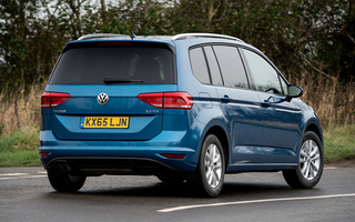 Volkswagen Touran (2015) UK (#43391)
