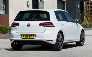 Volkswagen Golf GTE 5-door (2015) UK (#43502)