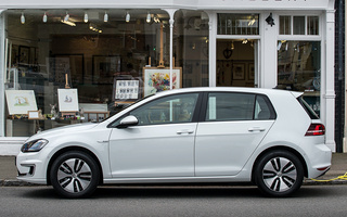 Volkswagen e-Golf 5-door (2014) UK (#43686)
